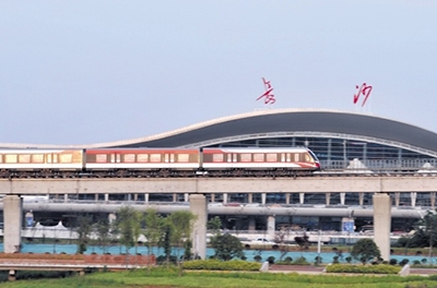 長(zhǎng)沙磁懸浮正式試運(yùn)營(yíng)，全程方便快捷